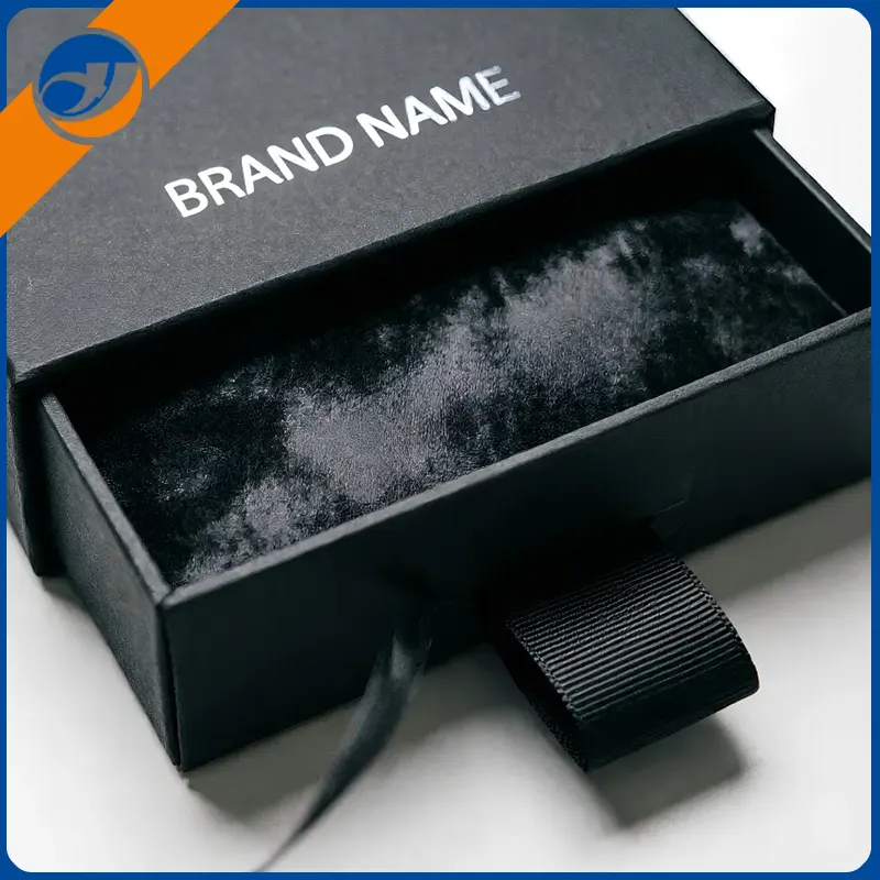 Розкішна скринька для краваток